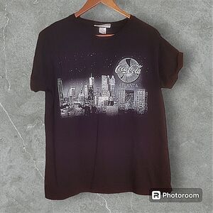 COCA-COLA ATLANTA SKYLINE GREY GLITTER Black tee mens size XL